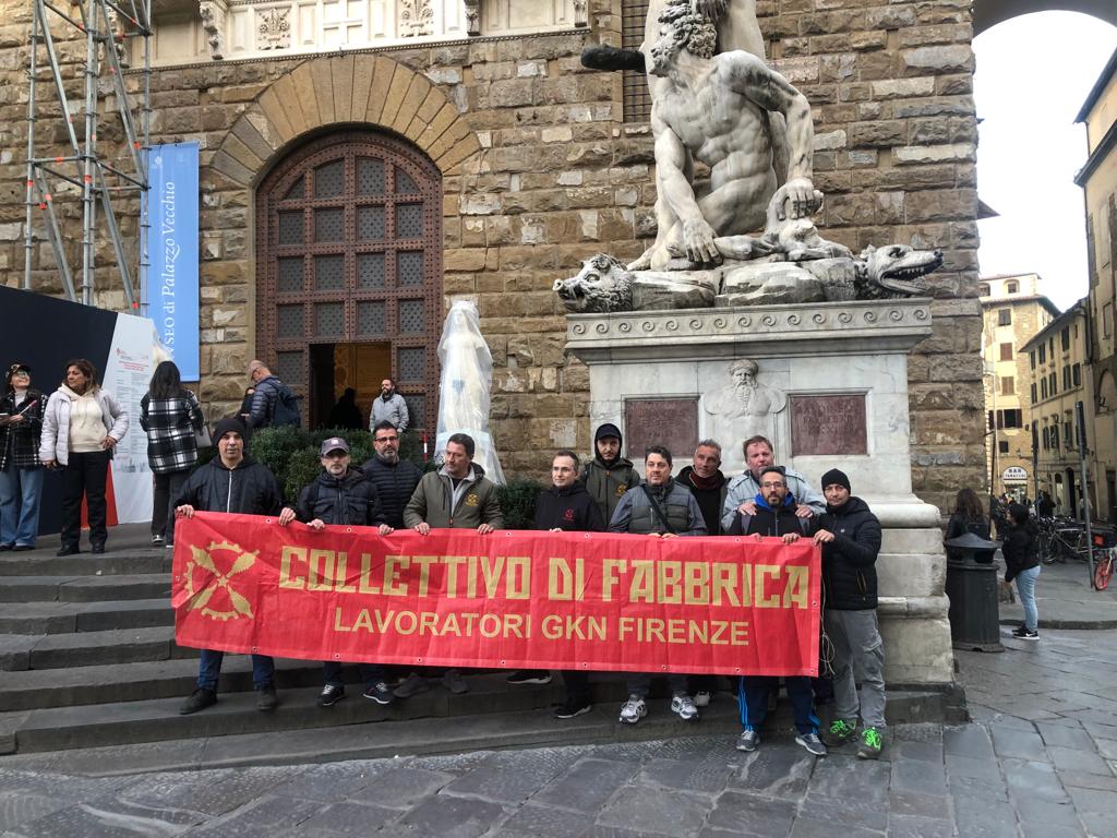 Che cosa dicono gli operai della ex Gkn con la loro occupazione di Palazzo  Vecchio